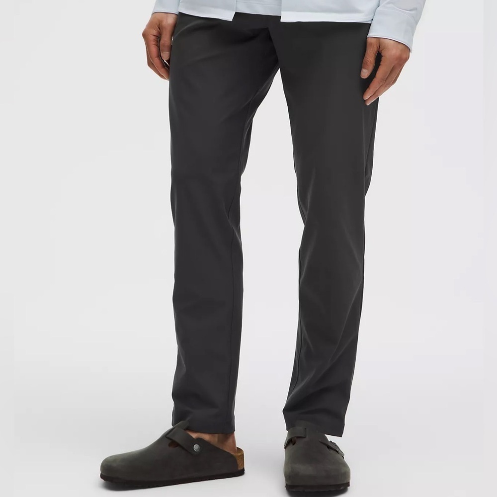 Lululemon ABC Classic-Fit 5 Pocket Pant in Obsidian Men’s Size 30